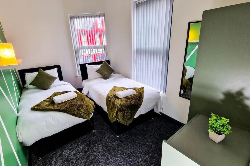 Beautiful Flat On Breck Road Appartement Liverpool Buitenkant foto